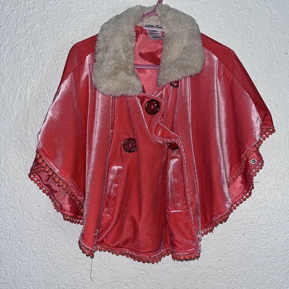 Little Lass Other - Little Lass Cape Coat Toddler Girls 2T Velvet faux fur collar *FLAWS
